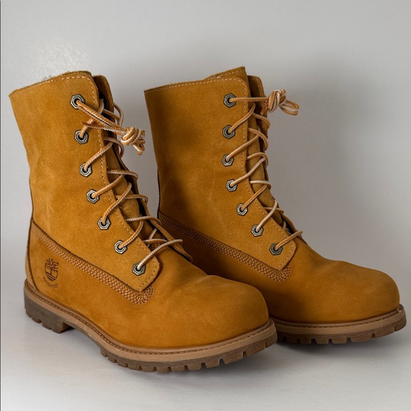 Timberland Fleece Lined lace up boots - Picture 3 of 10